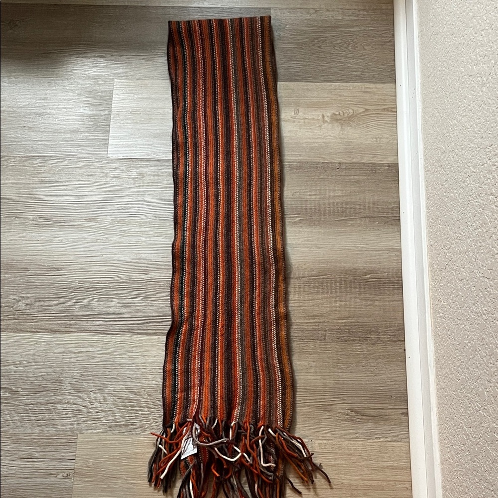 Lambswool scarf